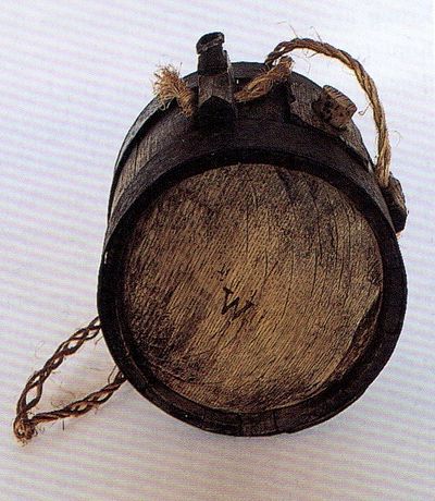 Thrinentrommel<br>Feldflasche für Cathrine Peyrot, um 1680